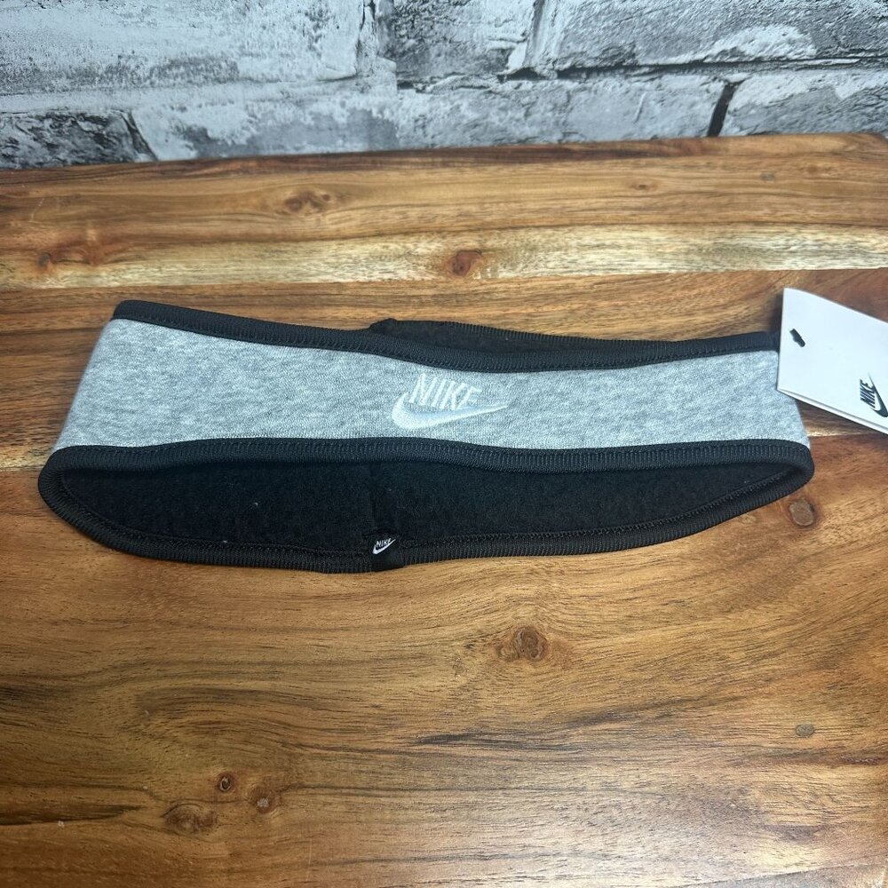 NWT Nike Club Fleece Headband Ear Warmer Youth Boys Girls ONE SIZE (Grey/Black)